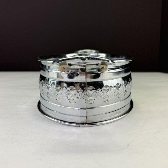 Vintage Oval Metal Filigree Serving Stand With Handles - Picture 5 of 15